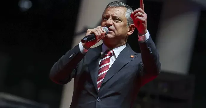 Özgür Özel’den çok sert sözler: ‘Bu hatadan dönün, son uyarımdır’