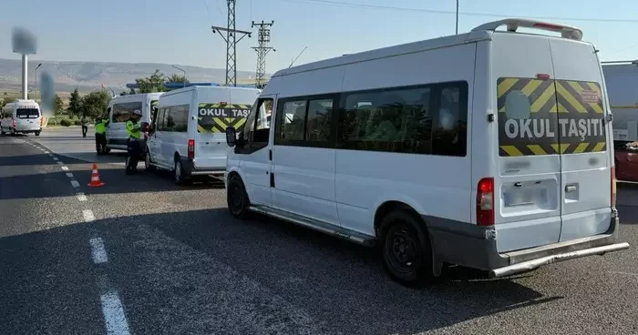 Jandarmadan okul çevrelerinde 238 personelle yoğun denetim