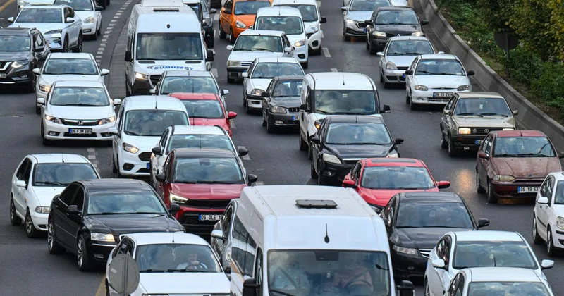 Ankara da trafikte okul yoğunluğu