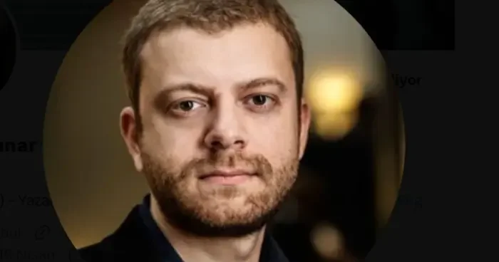 SON DAKİKA: Akademisyen ve TV yorumcusu Emrah Gülsunar gözaltına alındı!