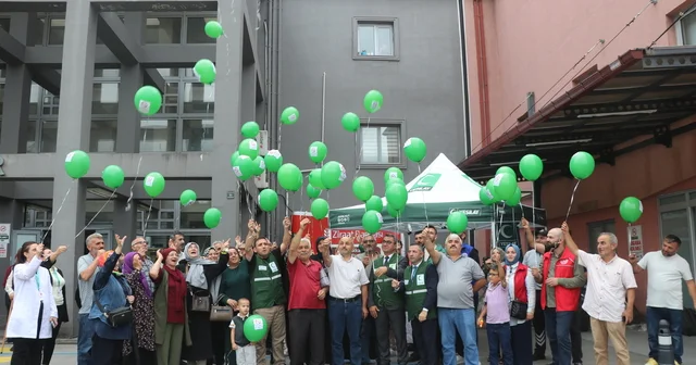 Rize Yeşilay gönüllülerinden sigara bağımlılığına balonlu mesaj Rize Haberleri