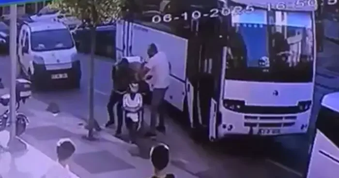 Trafik magandası kuryeye dehşeti yaşattı