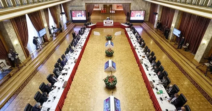 Komisyonda konuşan emekli generalden vekillere tepki! O davranışları sinirlendirdi: Dinlemiyorsanız konuşmayayım