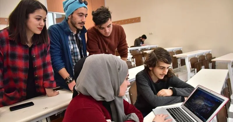 Google duyurdu! Öğrencilere 1 yıl ücretsiz oldu Sözcü Gazetesi