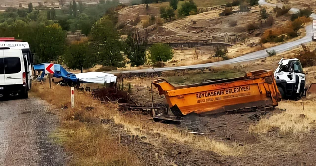 Güdül de devrilen kamyonun sürücüsü yaralandı Ankara Haberleri