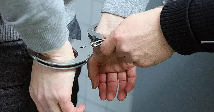 FETÖ’den toplamda 12 yıl 6 ay kesinleşmiş hapis cezası bulunan 2 zanlı yakalandı