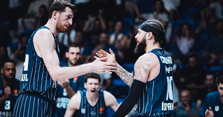 Anadolu Efes, EuroLeague de Partizan a konuk olacak!