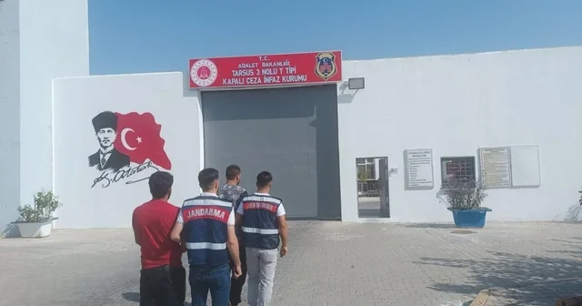 Mersin de terör örgütü DEAŞ a yönelik operasyonda yakalanan 2 zanlı tutuklandı Mersin Haberleri