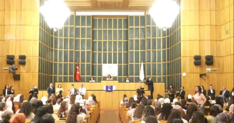 Meclis te Apo sloganlarına AKP li isimden çok sert tepki Sözcü Gazetesi