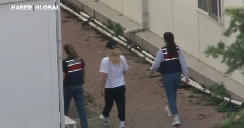 Ünlü şarkı İrem Derici, nişan gününde Adli Tıp Kurumu nda böyle görüntülendi