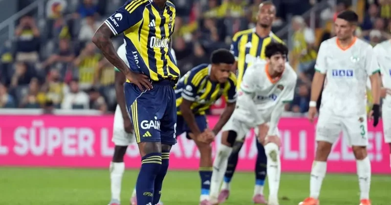 Türkiye de ilk 8 haftada en çok penaltı Süper Lig devine çalındı