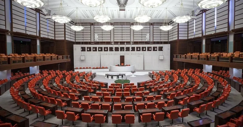 Erdoğan gelince salonu dolduran vekiller gidince meclisi boş bıraktı! Yoklamada çoğunluk sağlanamadı Sözcü Gazetesi