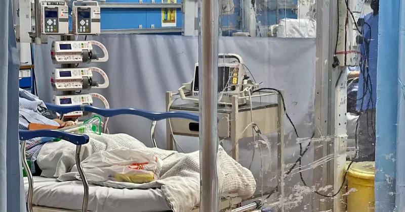 Çin de akılalmaz tedavi! Yaşlı kadın 8 canlı kurbağa yuttu