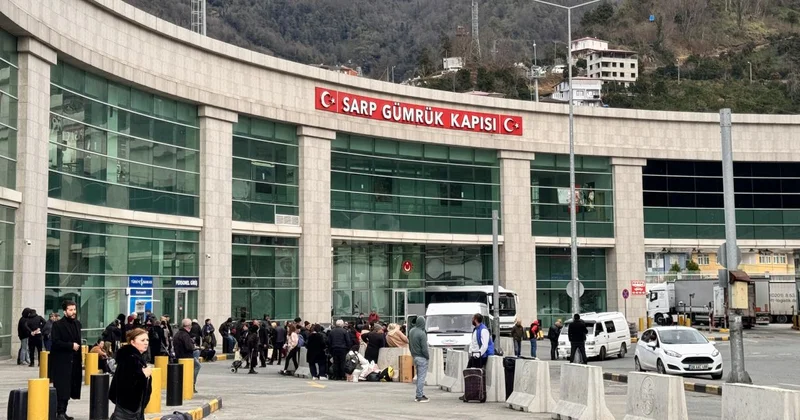 Sarp Sınır Kapısı’ndan 9 ayda 4 milyona yakın yolcu geçti