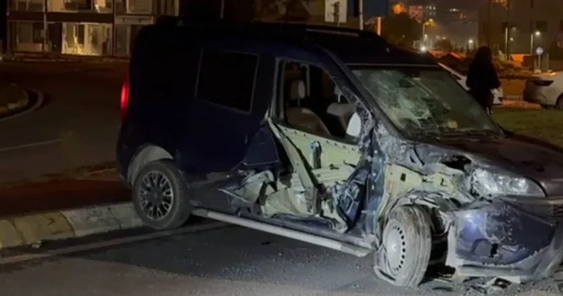 Park halindeki TIR a çarptı: Aracını bırakıp olay yerini terk etti