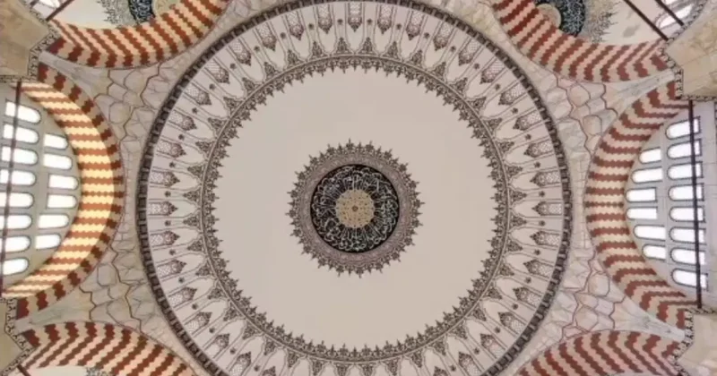 Selimiye Camii nde restorasyon gerçeği... Kubbe tartışmasına son nokta! O fotoğraf sahte
