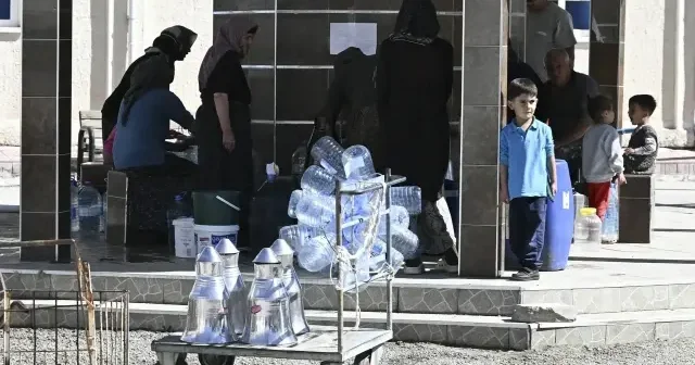 Ankara’da su kesintisi vatandaşı canından bezdirdi: Başkentte çeşme kuyrukları uzadı! Ankara’da sular ne zaman gelecek? ASKİ su kesintisi kaç saat sürecek? VİDEO İZLE