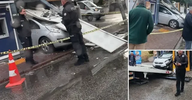 Ankara’da ilginç kaza: Araç ATM’ye girdi, sürücü yaralandı Ankara Haberleri