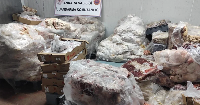 17 ton bozuk eti piyasaya süreceklerdi