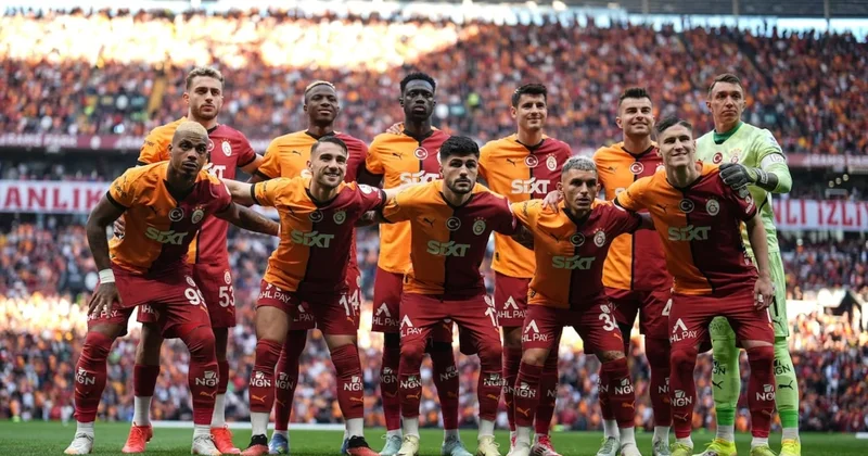 Galatasaray Trabzon a 30 futbolcuyla gitti Sözcü Gazetesi