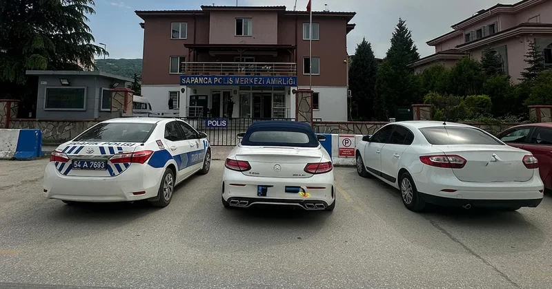 Sakarya da plakasız otomobille drift yapan sürücü cezadan kaçamadı Sözcü Gazetesi