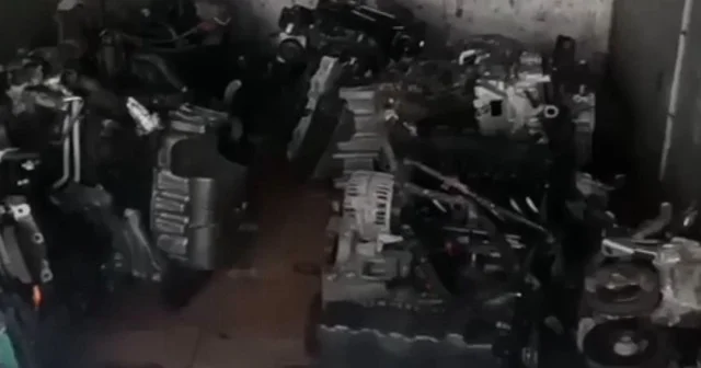 Samsun da gümrük kaçağı 13 lüks otomobil motoru ele geçirildi VİDEO İZLE