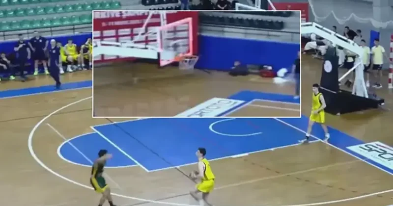 Ömer Yusuf Şık, tarihi basketle Fenerbahçe yi yarı finale taşıdı Fanatik Spor Haberleri Video