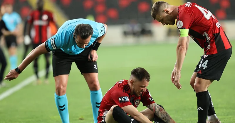 Süper Lig de küme hattı kızıştı