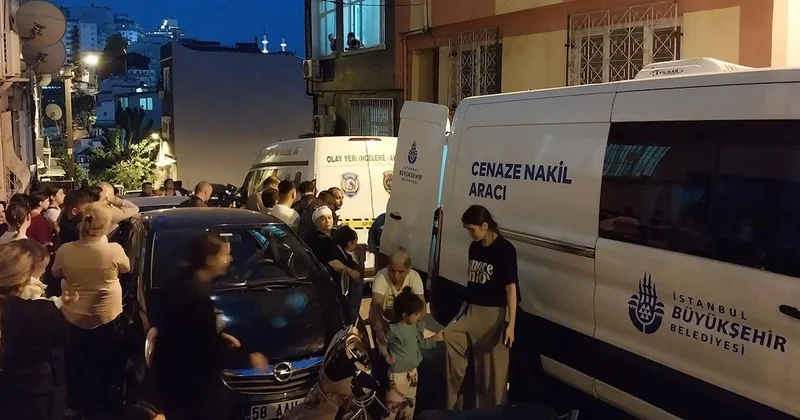 İstanbul da dehşet: Kardeşini öldürüp, intihar etti Sözcü Gazetesi