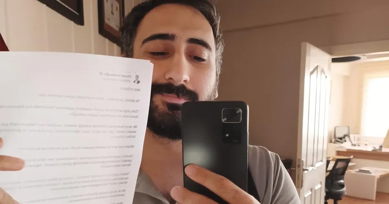 İmamoğlu nun paylaşımlarını çıktı alıp sokakta dağıtan avukat gözaltına alındı Sözcü Gazetesi