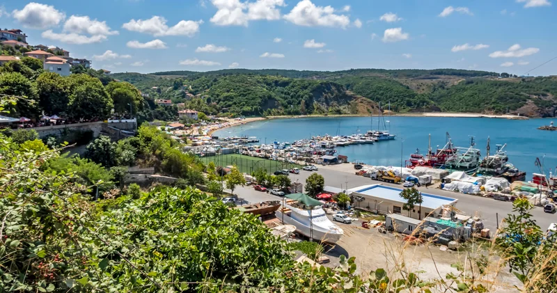 Tarihle doğanın el ele verdiği rotalar: Turist kalabalığından uzak, gerçek İstanbul u keşfetmenin 7 yolu!