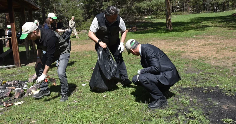 Gümüşhane, Artvin ve Ordu da doğada çevre temizliği yapıldı