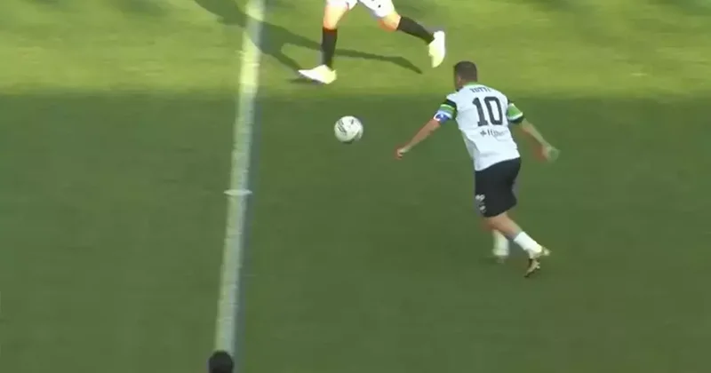 48 yaşındaki efsane Francesco Totti den efsane gol Fanatik Spor Haberleri Video