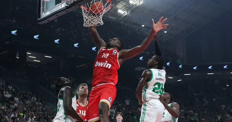 Olympiakos, Panathinaikos u yenerek Yunanistan da şampiyon oldu