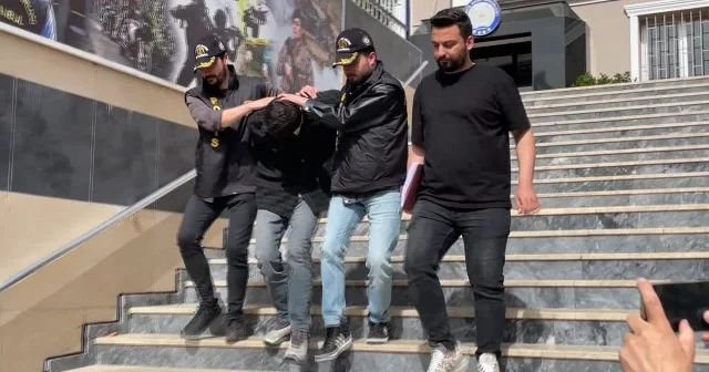 Denetim sırasında durduruldu: Telefonundan kurşunlama videosunu çıktı İstanbul Haberleri