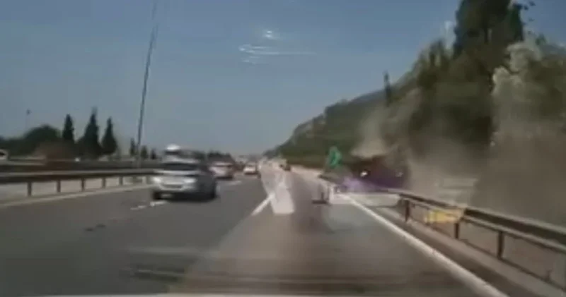 TEM Otoyolu nda cip, bariyerlere çarpıp sürüklendi: 2 si çocuk 7 yaralı