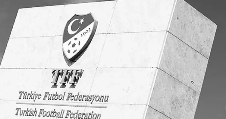 Galatasaray hem ligde hem de cezada şampiyon!