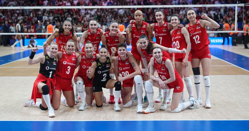 MAÇ SONUCU: Hollanda: 0 Türkiye: 3 (Filenin Sultanları, Hollanda ya set vermedi) Voleybol Haberleri