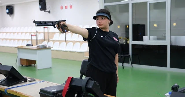 Ezginur Türkmen, Türkiye yi Avrupa Gençlik Olimpik Yaz Festivalinde atıcılık yarışında temsil edecek Samsun Haberleri