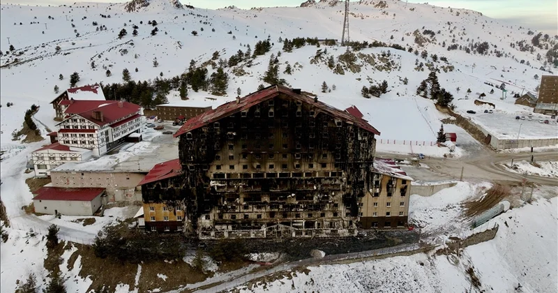 Kartalkaya yangını davasında üçüncü gün Otelin yönetim kurulu üyesi tutuklu sanık Aras: Nihai kararları babam alır, biz bir talimat vermeyiz