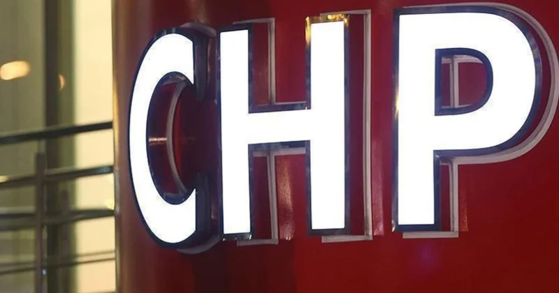 CHP li 2 belediye meclis üyesi partilerinden istifa etti