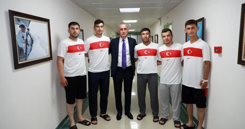 Hacıosmanoğlu ndan tedavi gören askerlere ziyaret Sözcü Gazetesi