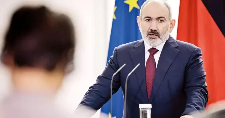 Ermenistan’da kavga sürüyor! Paşinyan, Patriği ‘dinsiz’ ilan etti