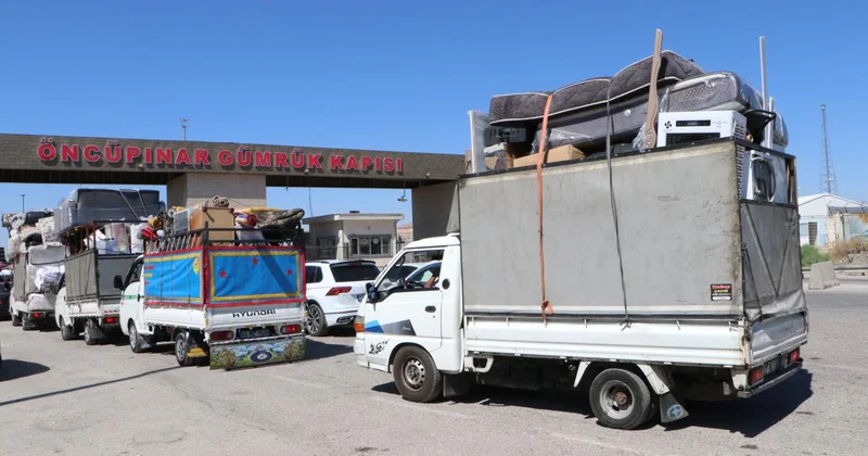 Türkiye deki Suriyelilerin ülkelerine dönüşü sürüyor