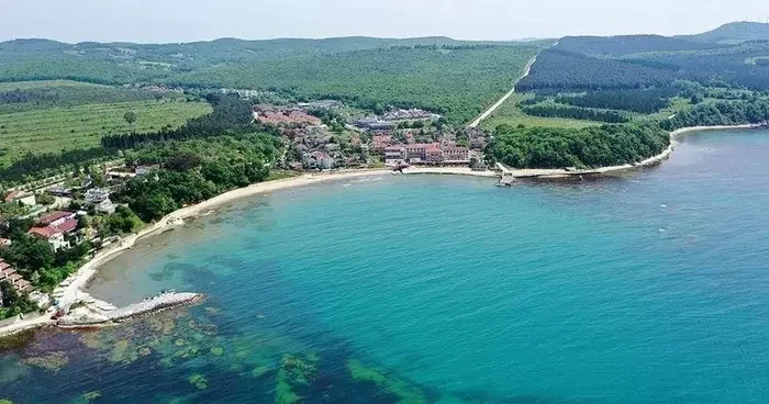 Kocaeli nin Kandıra ilçesinde yarın tüm plajlarda denize girmek yasaklandı