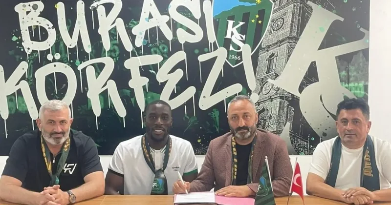 Süper Lig ekibi Şampiyonlar Ligi nin stoperini renklerine bağladı