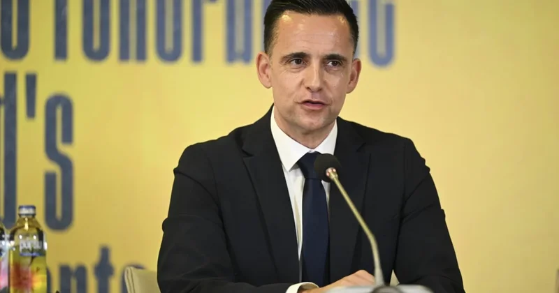 Fenerbahçe den gönderilmişlerdi! İki ismin yeni takımları dikkat çekiyor Sözcü Gazetesi