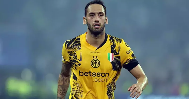 Inter sends ultimatum to Hakan Çalhanoğlu: Find a club by July 31st or stay!