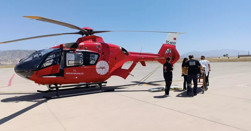 Şırnak’ta ambulans helikopter, çocuk hastayı nakletti