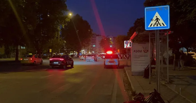 Bir genç kız arkadaşıyla yürürken hayatının şokunu yaşadı